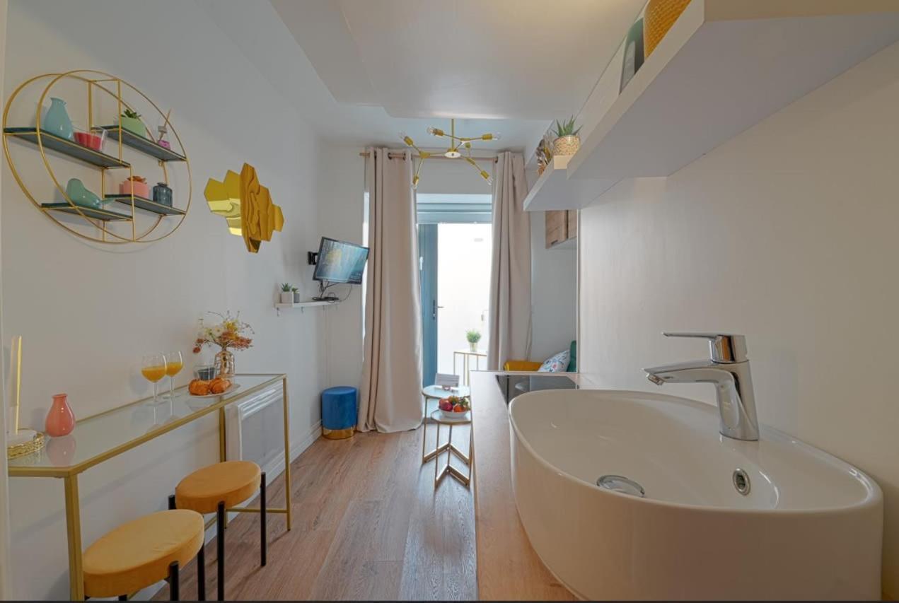 דירות Cosy Renovated Studio In Heart Of Marais, Best Area To Discover In פריז מראה חיצוני תמונה